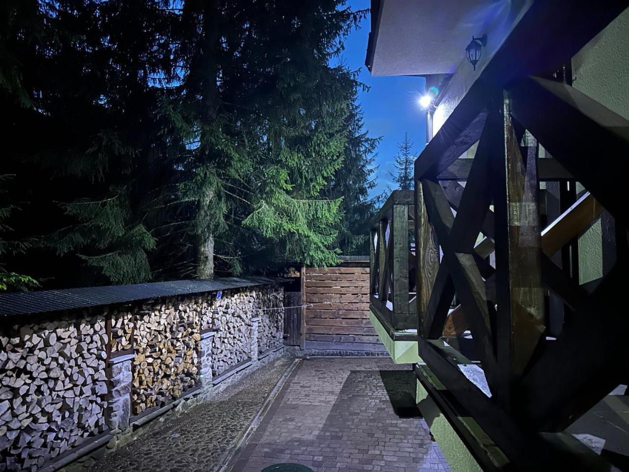 Alpiyskiy Jablunicja Kültér fotó
